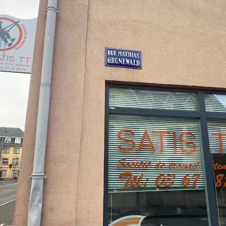 Mallo's Avec Parking Gratuit Et 2 Balcons Apartment