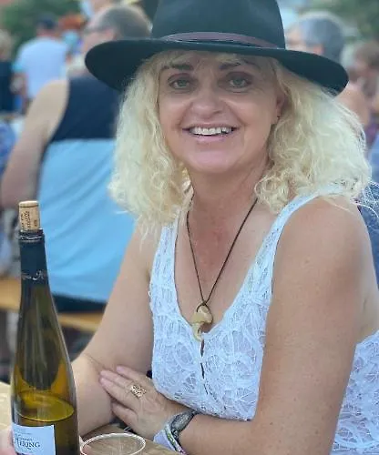 Mallo's Avec Parking Gratuit Et 2 Balcons *