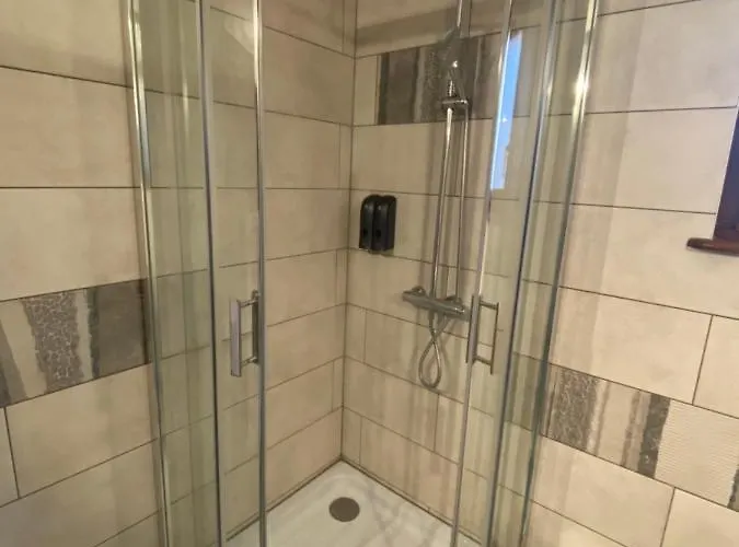 Mallo's Avec Parking Gratuit Et 2 Balcons Apartment *